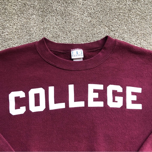 VINTAGE COLLEGE SPELLOUT CREWNECK MAROON TKS BASICS WOMENS SIZE MEDIUM - Picture 3 of 9